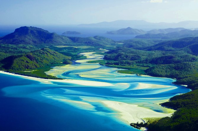 1-Hour Whitsunday Islands and Heart Reef Scenic Flight - Why this flight beats a quick viewpoint stop in Airlie Beach