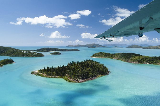 1-Hour Whitsunday Islands and Heart Reef Scenic Flight - What the live pilot commentary actually does for your experience