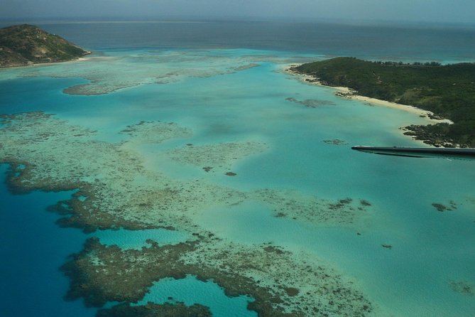 1-Hour Whitsunday Islands and Heart Reef Scenic Flight - Small group size, personal attention, and the post-flight photo moment