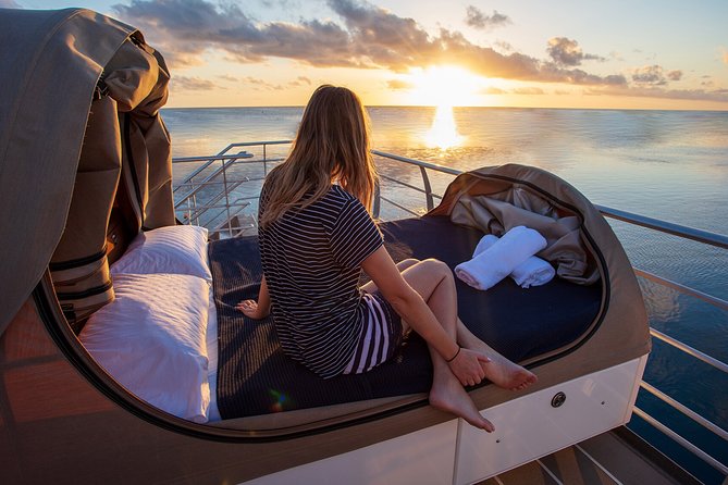 2-Day Great Barrier Reef: Reefsleep Experience - Reefworld Day 1: Snorkeling, Underwater Viewing, and Semi-Submersible Sightseeing