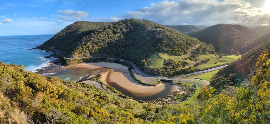 2 Day Great Ocean Road Small Group Tour - Torquay to Bells Beach: Morning Views and Scenic Breaks