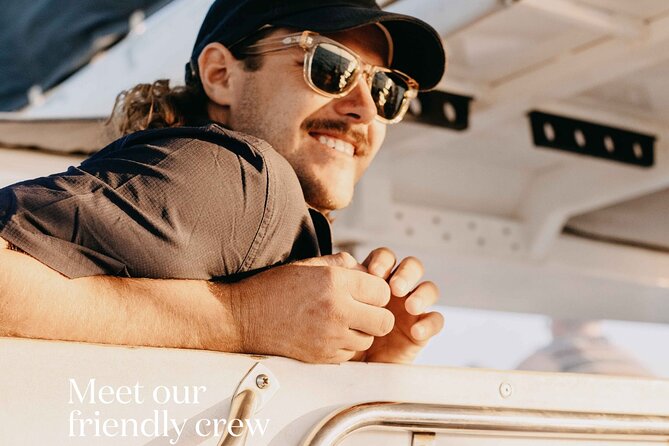 3.5 hours Sunset Cruise in Broome - Food and drinks: included snacks, welcome drink, and buying cocktails