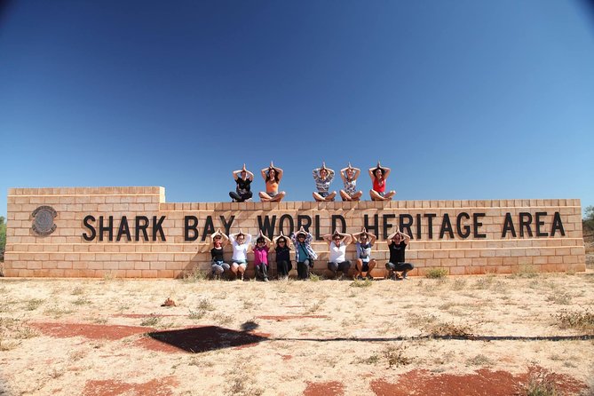 7-Day Exmouth Explorer via Pinnacles Monkey Mia Ningaloo Reef returning to Perth - The return route: Carnarvon fruit stops, Geraldton memorials, and a final Green Head walk