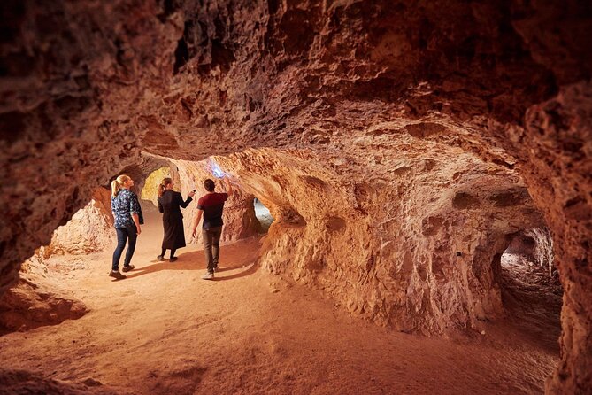 7 Day Uluru to Adelaide Cultural and Adventure Tour - Day 5: Old Timers Mine, opal fossicking, and Flinders Ranges stargazing