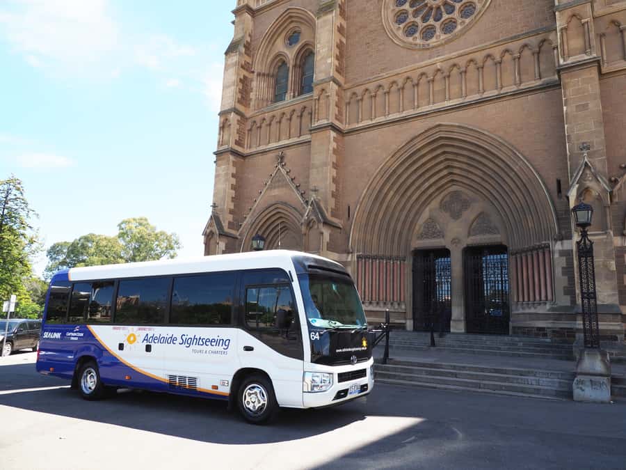 Adelaide: City, Adelaide Hills Villages, and Hahndorf Tour - The Wine Centre break: how to use 30 minutes well