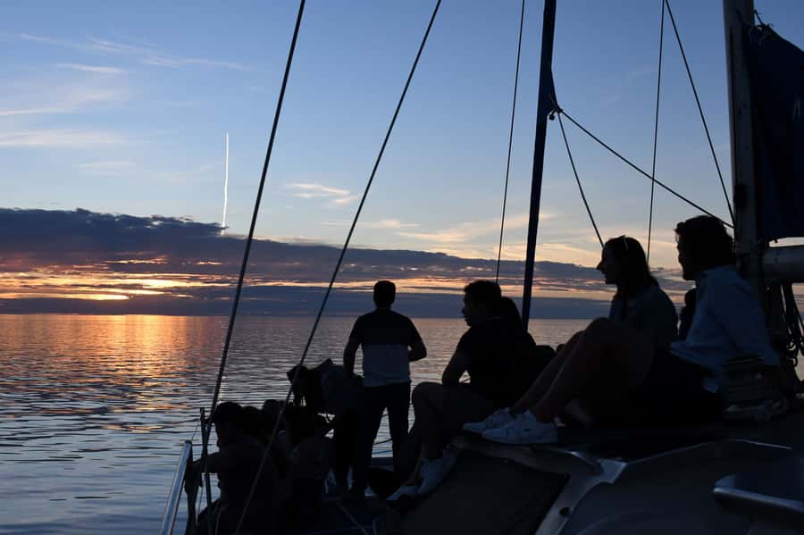 Adelaide: Glenelg Twilight Catamaran Cruise with Drink - Marina Pier meet-up at the Oyster Bar stairs: go early, save stress