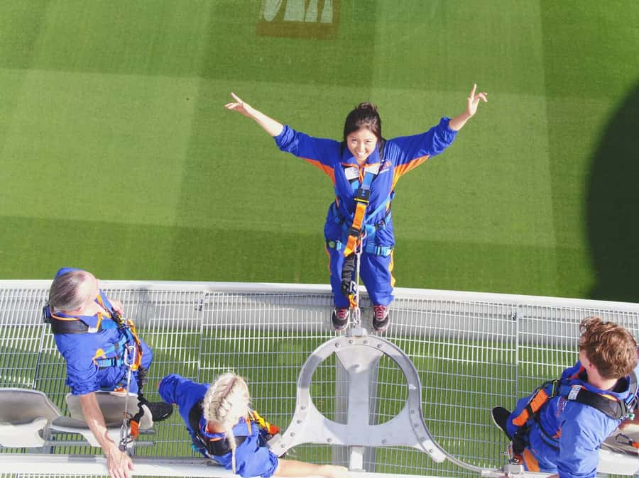 Adelaide: Rooftop Climbing Experience of the Adelaide Oval - What guides actually do up there, beyond telling stories