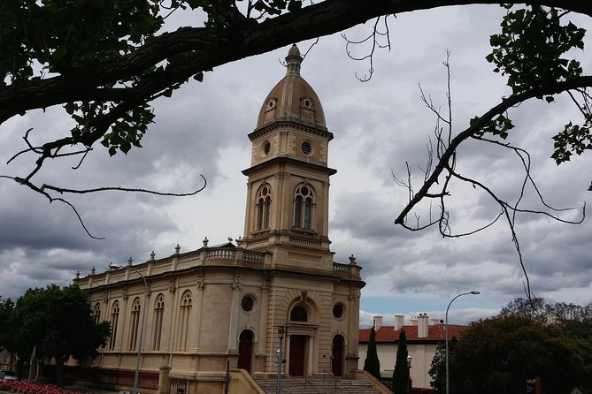 Adelaide Walking Tour: Grand Mansions and Sub-Divisions - Key things you will notice on this North Adelaide walk