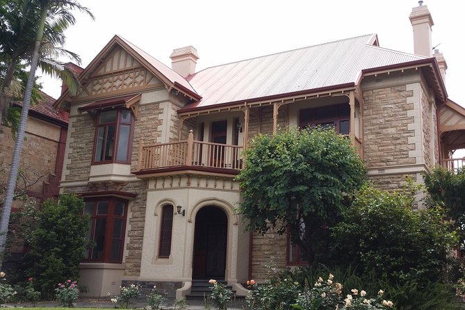 Adelaide Walking Tour: Grand Mansions and Sub-Divisions - Row houses, cottages, and the Kentish Arms Hotel cricket link