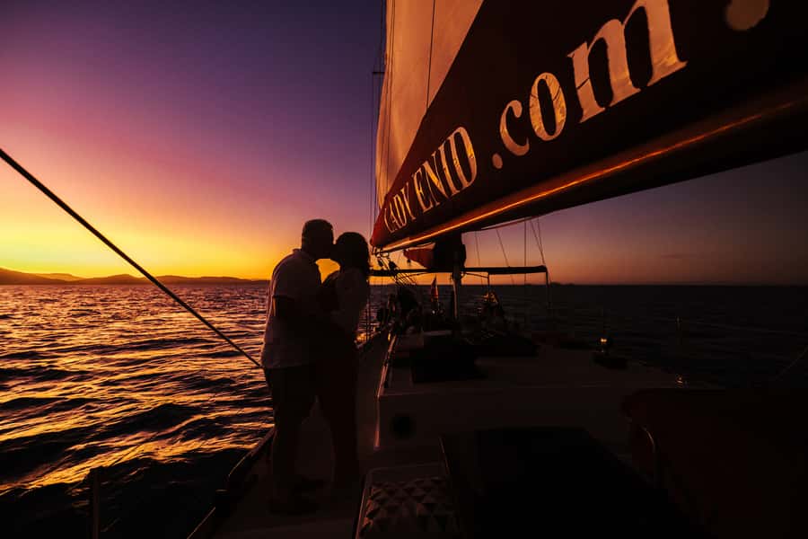 Airlie: Adults Only Sunset Sail with Aperol Spritz/Antipasto - Airlie Beach at Dusk and Whitsunday Photo Moments You Can Actually Use
