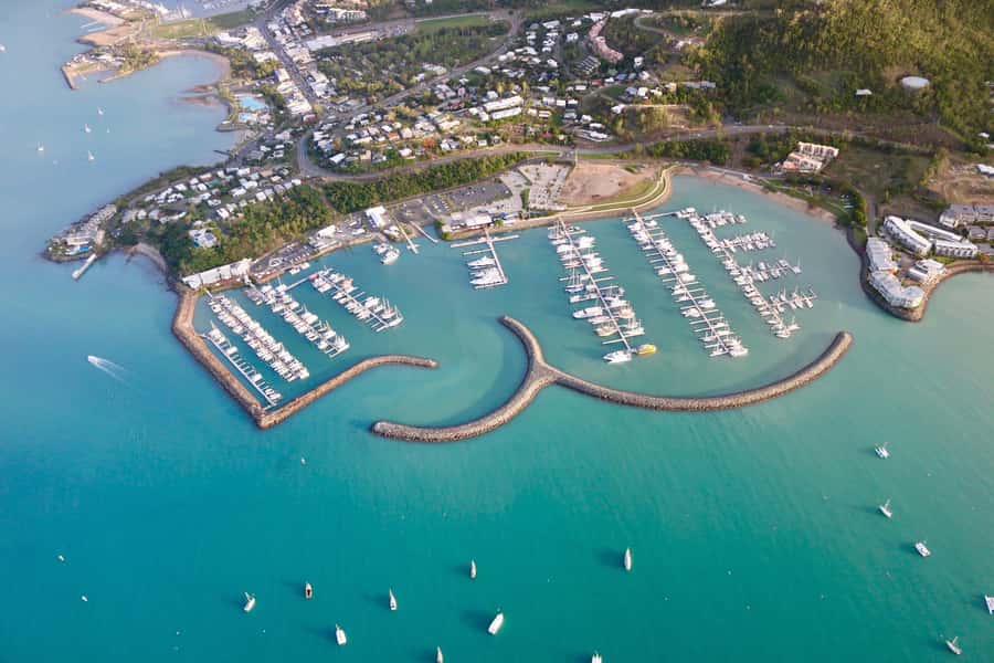 Airlie Beach: 2-Hour Sunset Cruise with Sparkling Wine - Where You Sit Matters: Getting the View Without a Headache