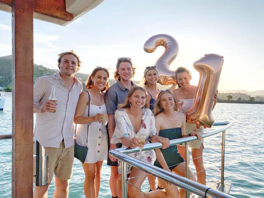 Airlie Beach: 2-Hour Sunset Cruise with Sparkling Wine - Should You Book the 2-Hour Sundowner Sunset Cruise?