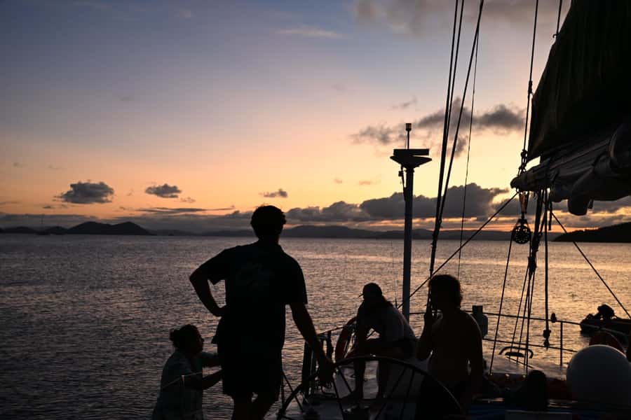 Airlie Beach: 2-Night Whitsundays Sailing Trip with Meals - Price and logistics: does $460 feel like good value?