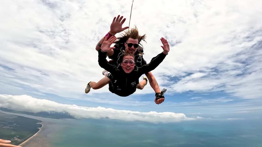 Airlie Beach: Tandem Skydiving Experience with Beach Landing - The Parachute Phase: From Adrenaline to Gliding Views
