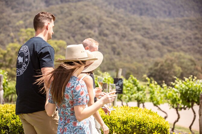 Audrey Wilkinson Vineyard: Picnic with Wine Masterclass Tasting - The etched glass, and why the souvenir is actually useful