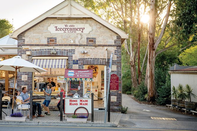 Barossa and Hahndorf Day Trip from Adelaide Including Wine Tasting and Lunch - Mengler Hill Lookout, quick photos, and why a 15-minute stop is not wasted