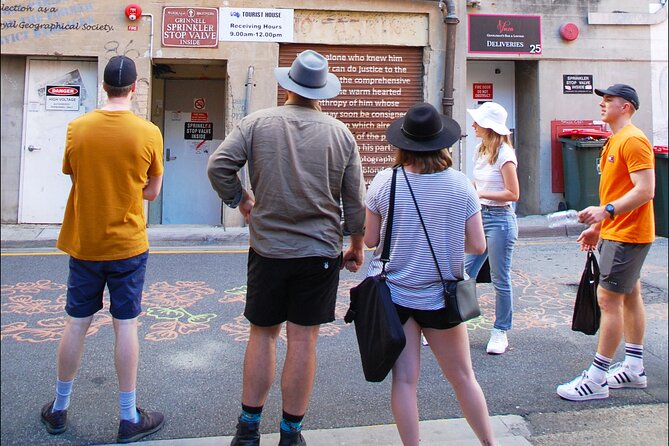 Best of Brisbane Walking Tour: local guide, snack, small group - Queen Street Mall and Brisbane Square: modern life on old foundations
