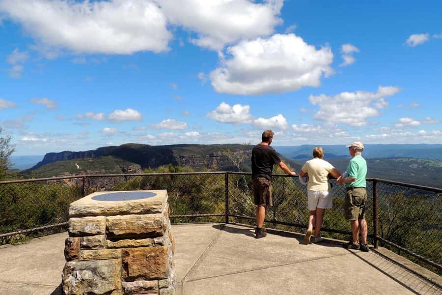 Blue Mountains: Inside a World Heritage National Park - Wentworth Falls and Jamison Valley: the walk that sets the tone