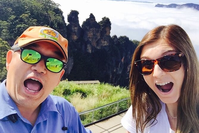 Blue Mountains Small-Group Tour from Sydney with Scenic World,Sydney Zoo & Ferry - Jamison and Megalong Valley overlooks plus a village break