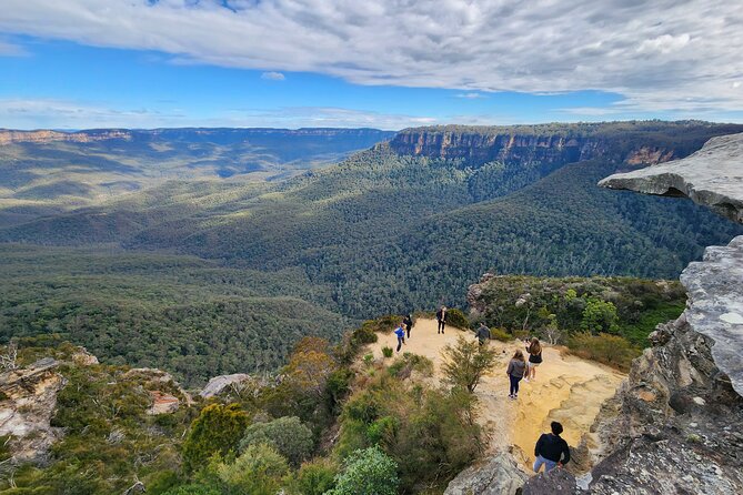 Blue Mountains Small Group Tour with Waterfall Walk & Fresh Lunch - How the small group pace works (and why it matters)