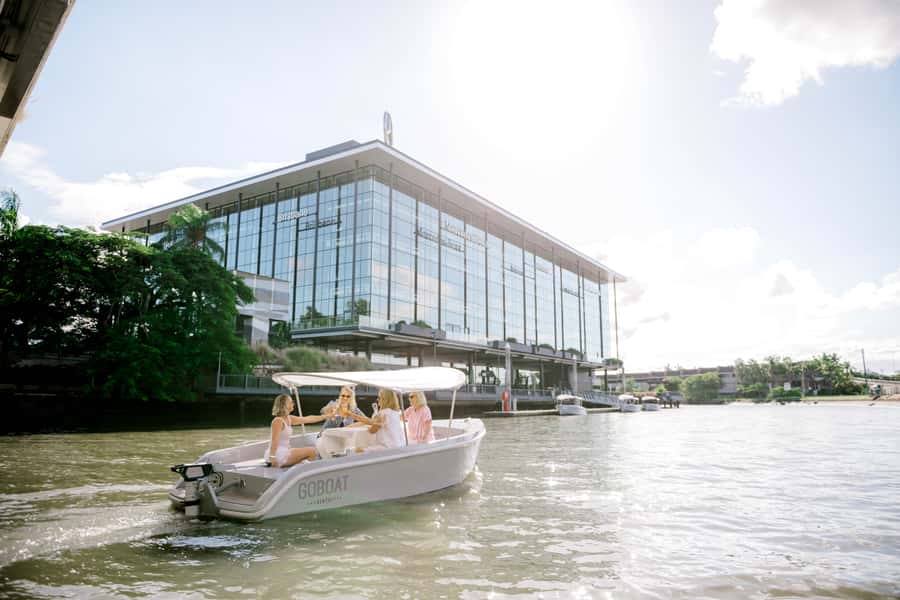 Brisbane: Electric Picnic Boat Rental from Breakfast Creek - What the best moments tend to look like
