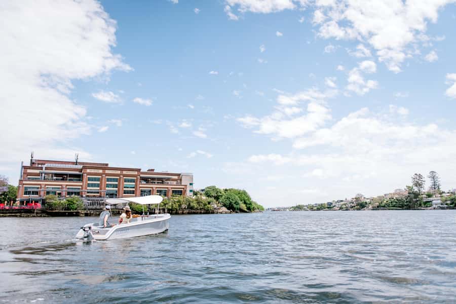 Brisbane: Electric Picnic Boat Rental from Breakfast Creek - Getting on the water at Breakfast Creek, without the fuss