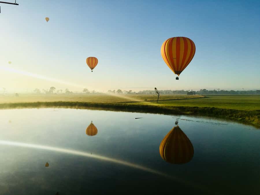 Brisbane: Hot Air Balloon Flight with Vineyard Breakfast - Sunrise Balloon Over the Scenic Rim: What Makes It Special