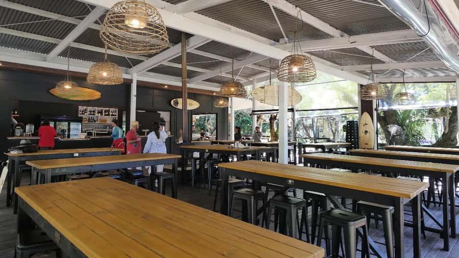 Brisbane: Island Pub Crawl with Lunch and High-Speed Boat - From Brisbane River Hub to Moreton Bay: What the Fast Boat Feels Like