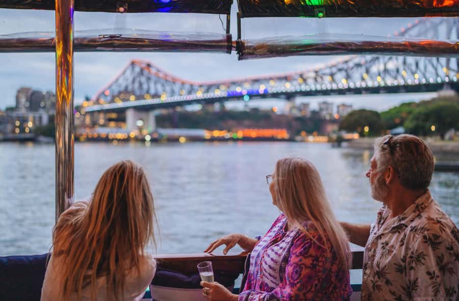 Brisbane: Morning Sightseeing Cruise: 10:30am-12pm (90min) - Who should book, and who should rethink it