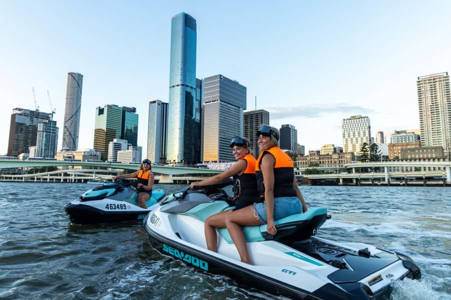 Brisbane: Sunset Jetski Tour on the Brisbane River - The 1.5-Hour Ride: City Views, Bridges, and Water-Level Sightseeing