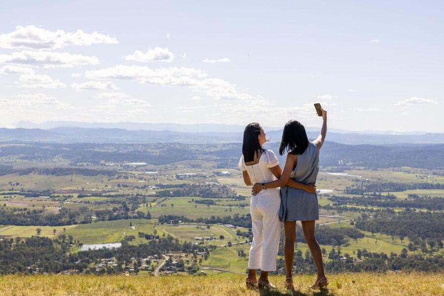 Brisbane: Tamborine Mountain Local Winery Tour with Lunch - Monday and Tuesday swap: St Bernards instead of a winery stop