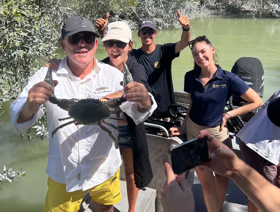 Broome Cruise & Catch: Mud Crab Adventure & Wildlife Cruise - Roebuck Bay catamaran time: dolphins, turtles, and the tide rhythm