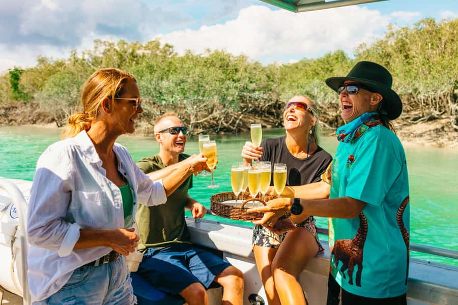 BROOME: DINOSAUR ADVENTURE CRUISE - With Tapas and Cocktail - A Six-Hour Broome Adventure With Dinosaur Trackways and Tapas