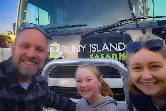 Bruny Island Food, Sightseeing, Guided Lighthouse Tour & Lunch - Lunch at Bruny Island Hotel: More Than Just a Break