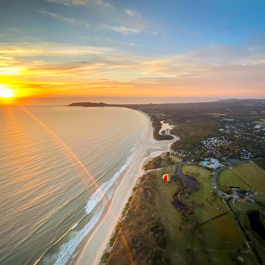 Byron Bay: Sunrise Hot Air Balloon Flight with Breakfast - Ocean Views, Ocean and Inland, What Makes It Worth the Money
