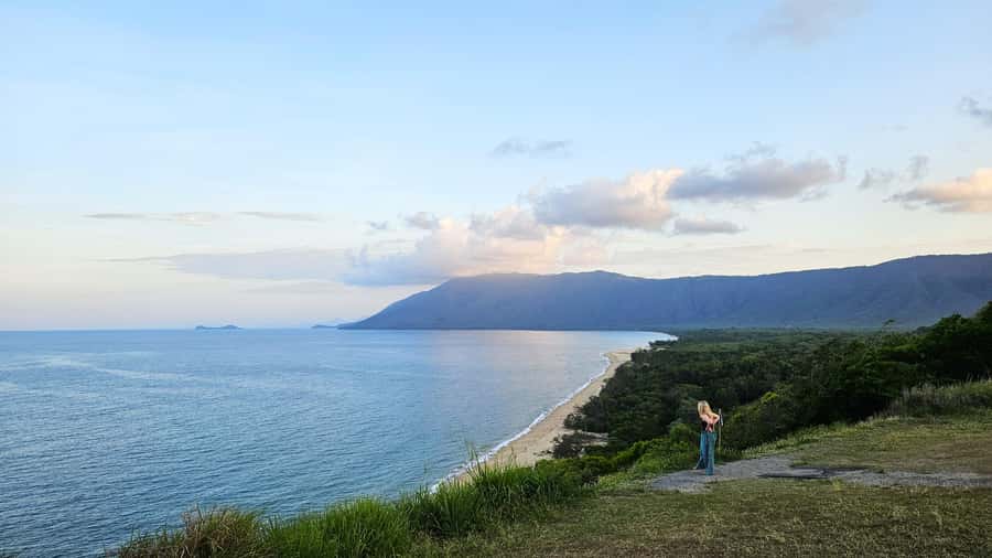 Cairns: Cape Tribulation & Daintree Rainforest Premium Tour - Lunch, fruit tasting, and the food rhythm of the day
