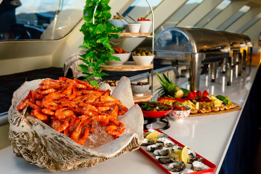 Cairns: City Sights Tour with Evening Dinner Cruise - Price and value: is $175 per person fair?