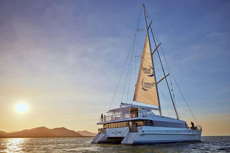 Cairns: City Sights Tour with Evening Dinner Cruise - Pickup timing and how the route flows (without feeling chaotic)