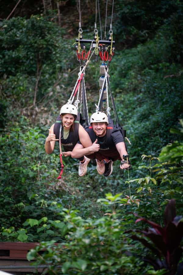 Cairns: Giant Swing - Riding with friends: how the multi-person swing changes the mood