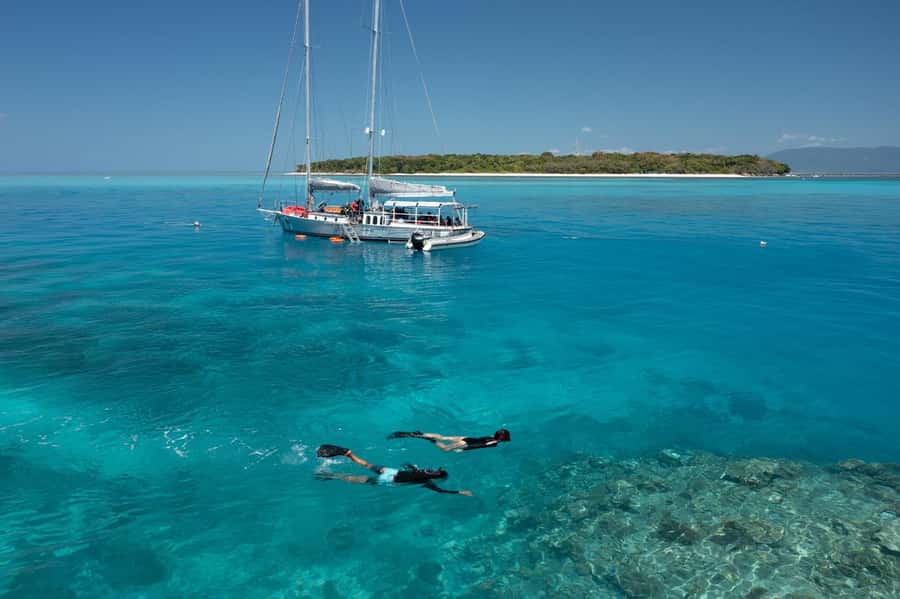 Cairns: Green Island & Great Barrier Reef Sailing Tour - A classic 16-meter schooner, with staff who seem to run the day like clockwork