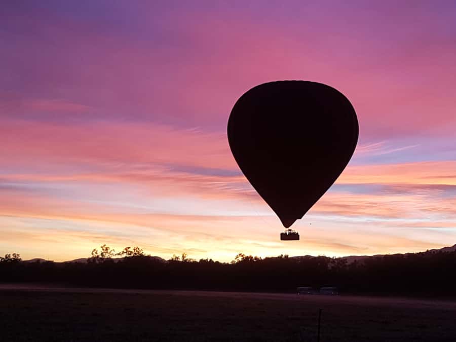 Cairns: Hot Air Balloon Flight with Transfers - Landing and the pack-up games: why the ending sticks
