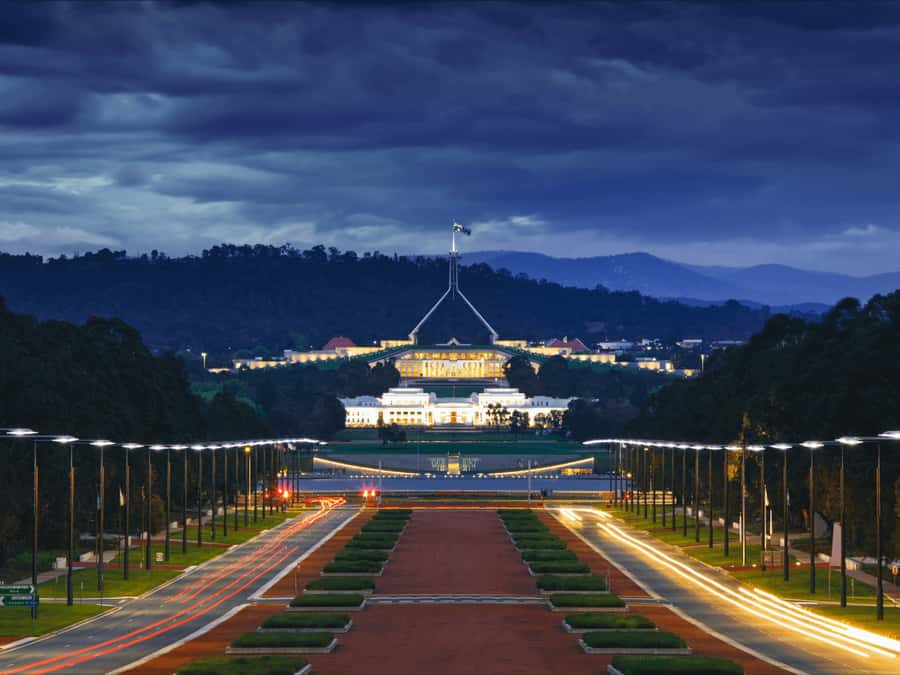 Canberra: City Highlights Day Tour with Entrance Fees - Old Parliament House: where you can feel how the system grew