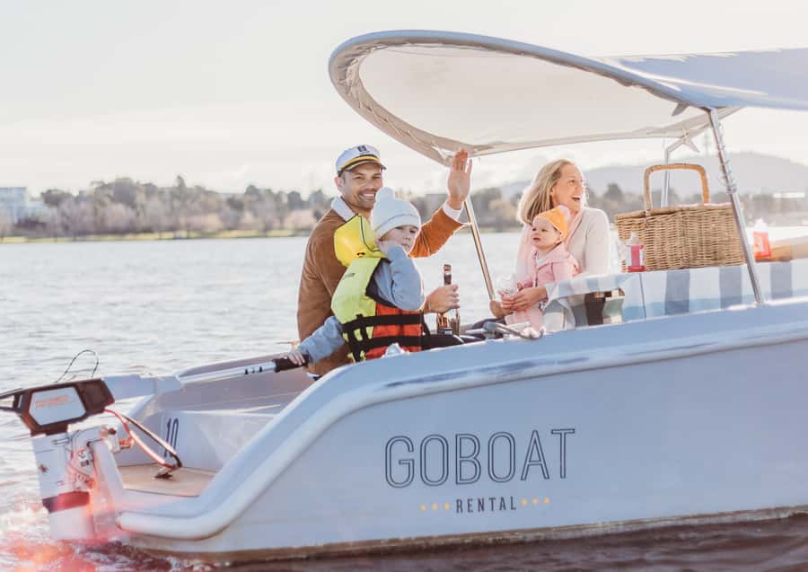 Canberra: Electric Picnic Boat Rental - Getting set up: self-drive rules and what you actually control