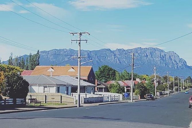 Cradle Mountain Day Tour from Launceston Including Lunch - Guides, commentary, and why the small group matters
