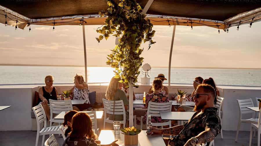 Darwin Harbour: 2-Hour Gaze and Graze Sunset Cruise - Getting your best views: top deck time over the city and water