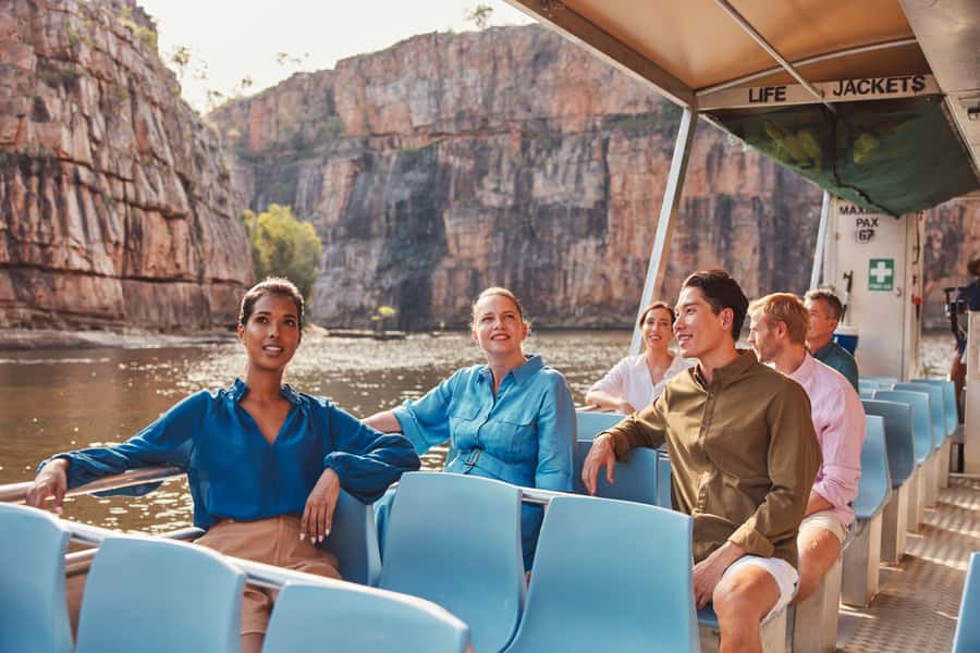 Darwin: Katherine Two Gorge Cruise Edith Falls Full Day Tour - Nitmiluk Visitor Centre: culture first, then cruise facts