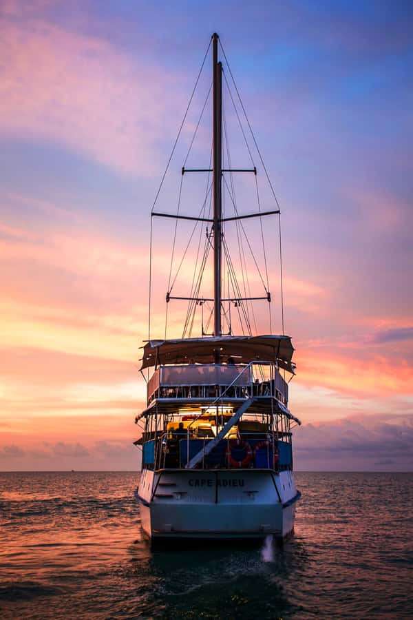 Darwin: Signature four course Sunset Dinner Cruise - Key highlights to notice before you go