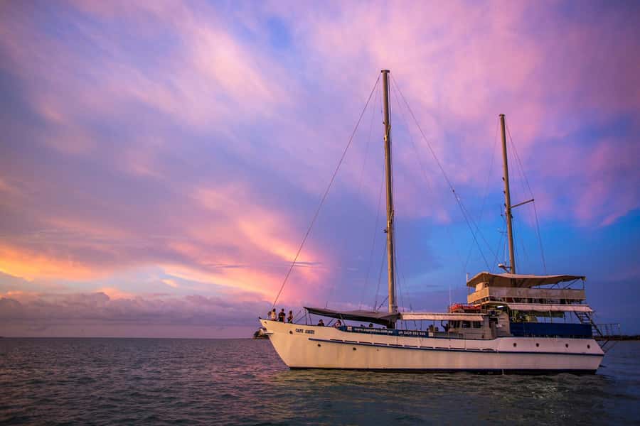 Darwin: Signature four course Sunset Dinner Cruise - Sunset views that actually change as you eat