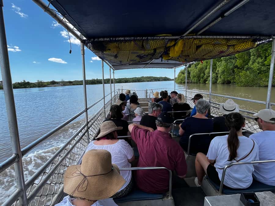 Darwin: The Croc Bus to the Famous Jumping Crocodile Cruise - Key highlights at a glance