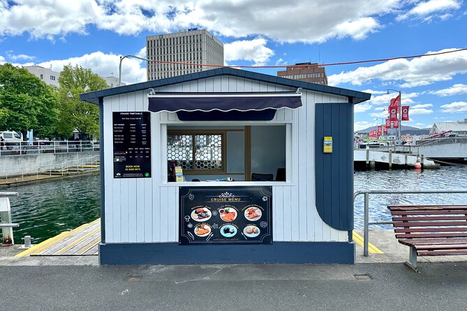 Derwent River Historic Harbour Cruise From Hobart - Lunch cruise vs dinner cruise: meal timing, value, and the group rhythm